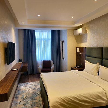 Hotel Ayni Душанбе Стая снимка