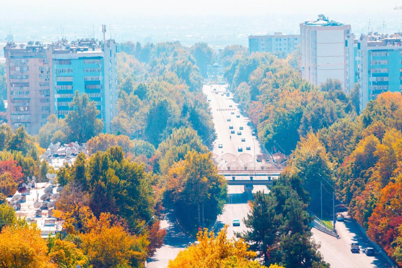 Hotel Ayni Душанбе Екстериор снимка