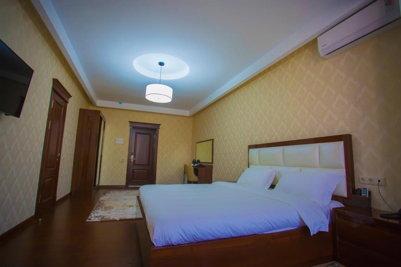 Hotel Ayni Душанбе Екстериор снимка