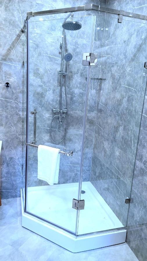 Hotel Ayni Душанбе Екстериор снимка
