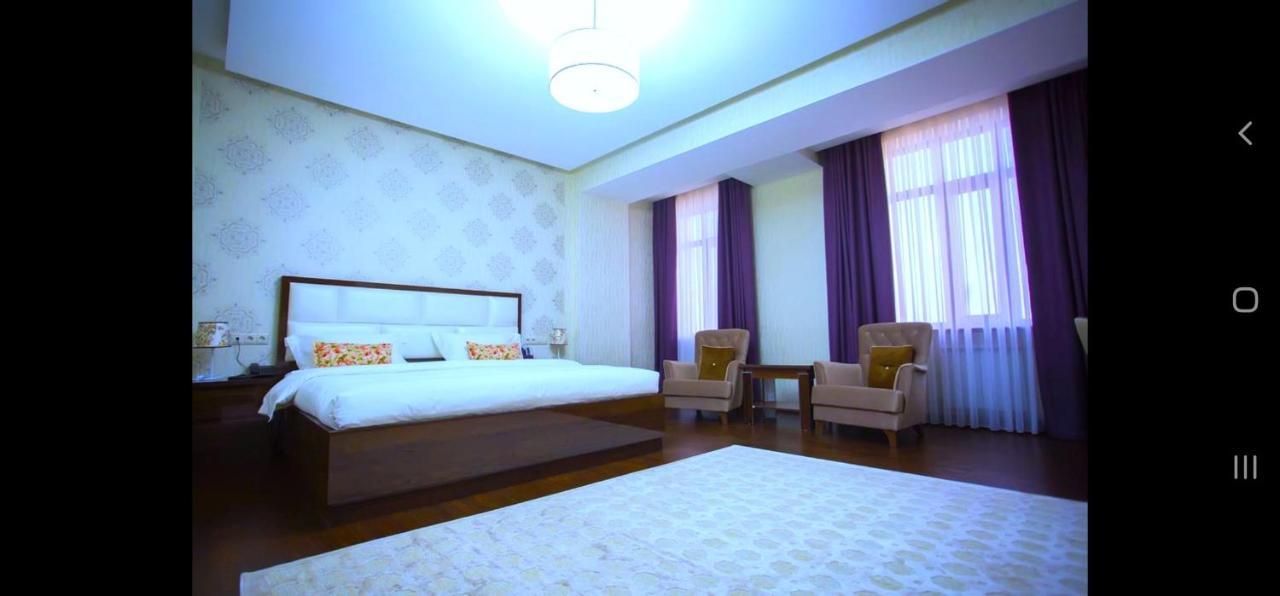 Hotel Ayni Душанбе Екстериор снимка