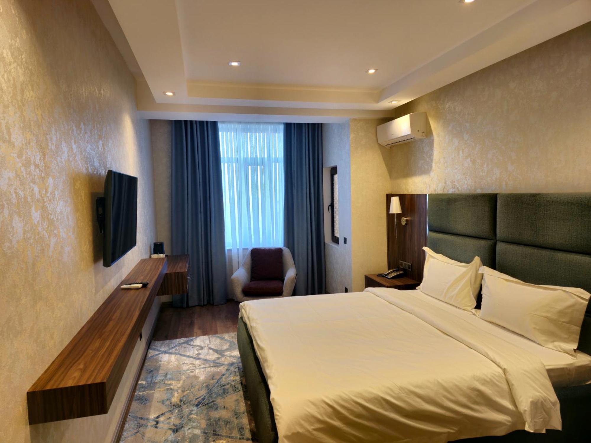 Hotel Ayni Душанбе Стая снимка