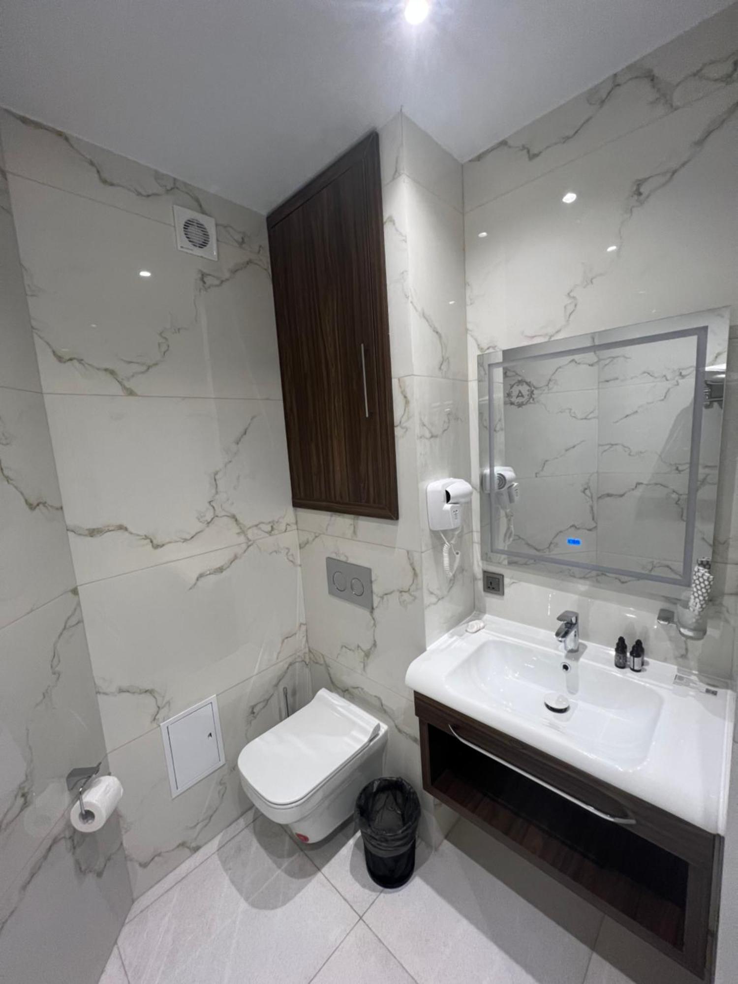 Hotel Ayni Душанбе Екстериор снимка